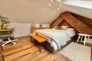 Loft Room- click for photo gallery